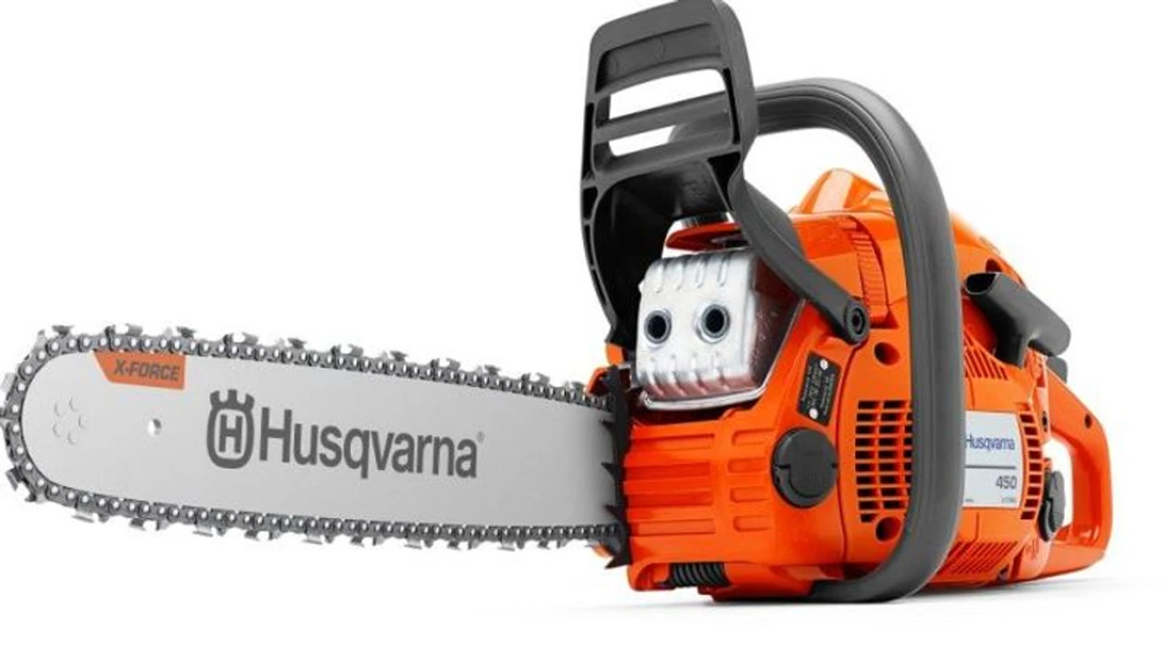 Husqvarna 450 Rancher 20" Gas Chainsaw 3 Husqvarna 450 Rancher 20" Gas Chainsaw