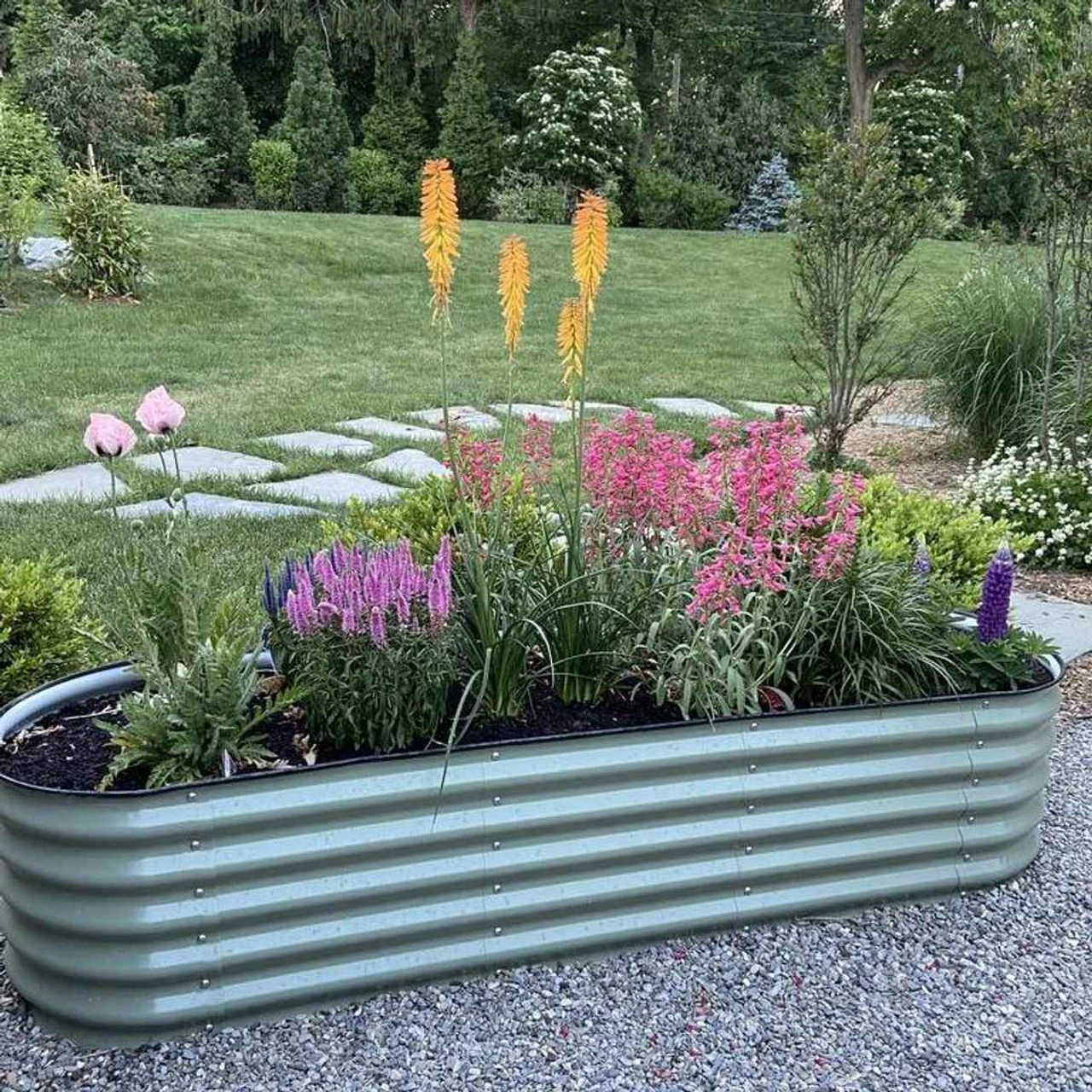 Vego Garden 17" Tall 6-In-1Modular Metal Raised Garden Bed Kit 6 Vego Garden 17" Tall 6-In-1Modular Metal Raised Garden Bed Kit - Image 4